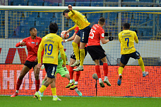 10 11 2024 ФК «Ростов» на своем поле победил подмосковный клуб «Химки»