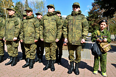 10 04 2025 Десятки молодых дончан направлены к местам несения службы