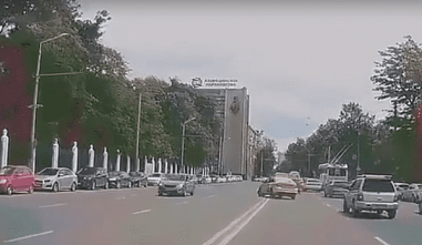 Донская Госавтоинспекция вычислила ростовского таксиста-экстримала