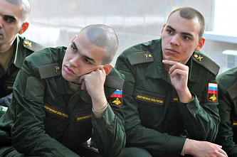 В войсках российской армии начали работу агитационные бригады