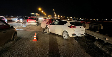 В предпраздничный вечер батайчанка попала в больницу из-за ДТП