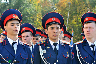 Под Покровом Пресвятой Богородицы
