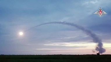 Подразделения ПВО отразили новую воздушную атаку дронов в небе над Ростовской областью