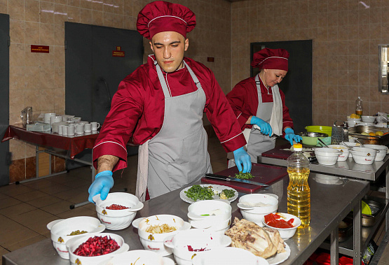 В Южном округе Росгвардии определились лучшие повара