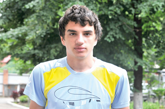 Андрею нужна мама