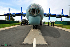 Накануне Пасхи военные получат подарки