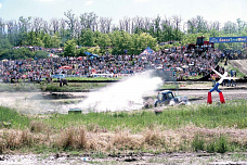 Кто вам сказал, что тракторы не летают?