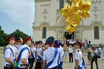 В новочеркасском кадетском корпусе прошел 75-й выпуск
