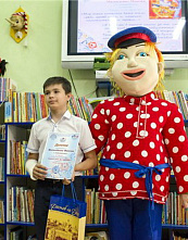 Одну из номинаций литературного конкурса «Славлю тебя, Дон дорогой!» выиграл читатель Семикаракорской библиотеки