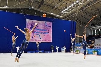 Смотр южных граций