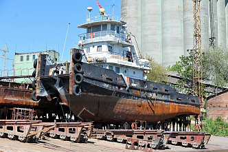 Не тонут, не ржавеют...