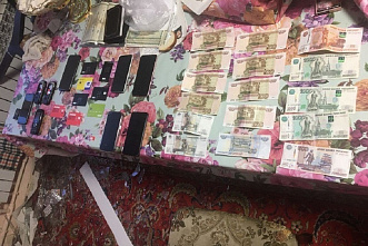 Сахалинские полицейские совместно с донскими коллегами задержали в Батайске двух мошенниц