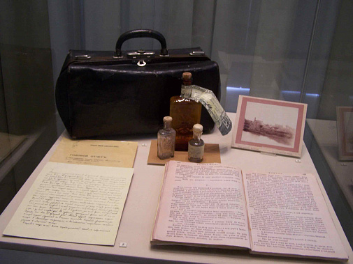 А также герцог и садовод