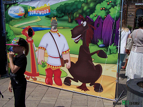 А у нас – Донливуд!