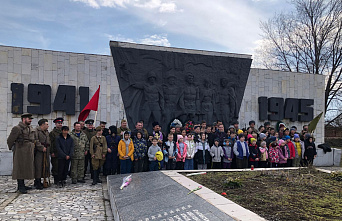 Таганрогские поисковики провели автопробег по местам боевой славы