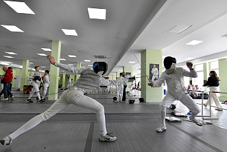 18 05 2024 В Ростове стартовали первенство и чемпионат ЮФО по фехтованию