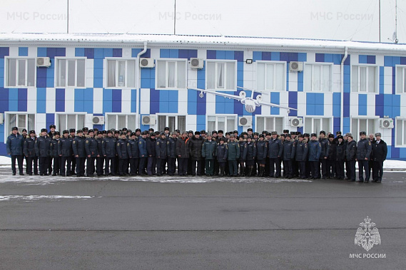 Отметили юбилей Южного авиационно-спасательного центра МЧС России