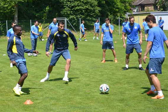 Первые матчи сезона