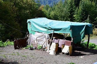 Свалка возле обелиска