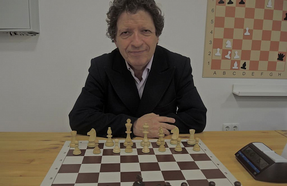 Победитель соревнований Иван Паринов.