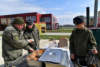 28 03 2026 Школьники Аксайского района с экскурсией побывали в 103 мотострелковом полку