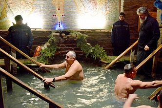 Крещенские купания - польза или вред здоровью