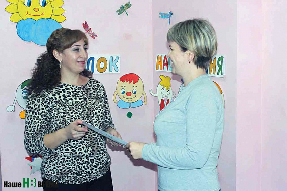 Распечатываем нужное нам количество листов с заданиями челленджа и условиями участия. Взять можно на сайте или в группах соцсетей. Раздаем родителям. Ася Тазаян выбрала несколько заданий, которые будут выполнять всей семьей Распечатываем нужное нам количество листов с заданиями челленджа и условиями участия. Взять можно на сайте или в группах соцсетей. Раздаем родителям. Ася Тазаян выбрала несколько заданий, которые будут выполнять всей семьей