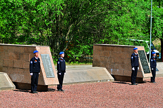 06 05 2025 В канун Дня Победы на ростовском мемориале «Кумженская роща» зажжен Вечный огонь