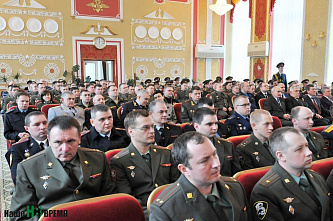 Личный штандарт- новому командующему