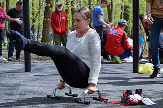 Уличные турникмены