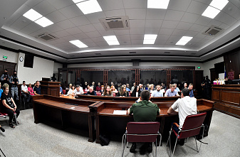 14.06 В Ростове начался суд над бойцами «Батальона особого назначения «Азов»»