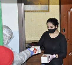 Донские больницы начали получать лекарства для лечения больных ковидом на дому