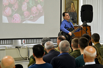 25 11 2025 Матерям бойцов СВО посвятили концерт в Таганроге 