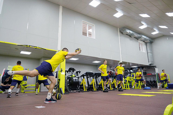 Футболисты «Ростова» проводят сборы на своей городской базе