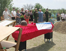 В Константиновском районе перезахоронили останки десятков красноармейцев