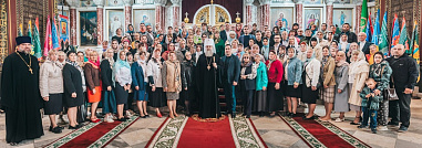 Молились все — священники, участники СВО, атаманы, школьные директора, кадеты, многочисленные паломники…