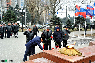 В Ростове открыли реконструированный мемориальный комплекс «Солдатам правопорядка Дона, погибшим при выполнении служебного долга»