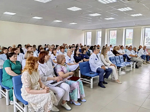 Ростов-на-Дону: в Ворошиловском районе поздравили медиков