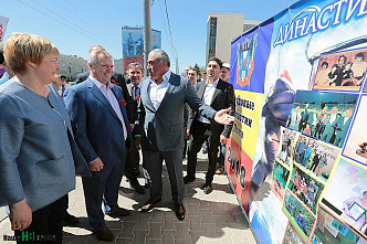 В сумме 882 года