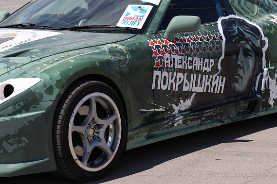 Ревели моторы, моторы ревели…