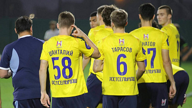 Товарищеская встреча получилась совсем не товарищеской. Футбольный матч  «Ростова» с китайским клубом «Чжэцзян» пришлось прервать