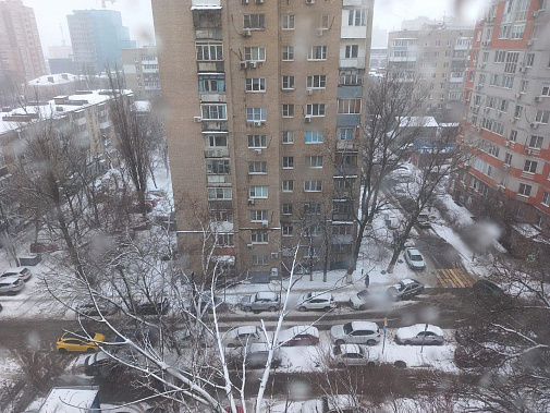 Из-за метели в Ростове образовались многокилометровые пробки