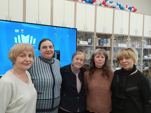  В Ростове-на-Дону сегодня прошла творческая встреча с краеведом, поэтессой Натальей Деркачёвой