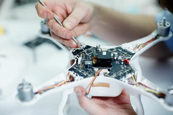 В Ростове готовятся наладить производство твердых печатных плат для дронов