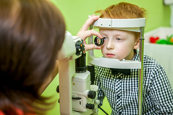 Зачем после каникул проверять зрение