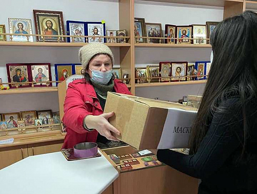 В храм доставлены медицинские защитные маски. Источник фото: пресс-служба РРО 