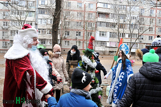 «Ветер перемен» и «НВ» поздравили с наступающим Новым годом детей с инвалидностью и детей-сирот