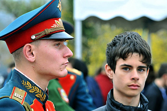В ростовском парке «Левобережный» прошли показательные выступления военных