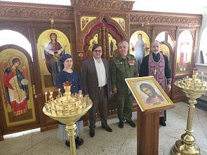 В ростовский госпиталь передали пасхальные подарки