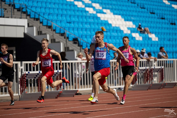 Ростовский легкоатлет завоевал награду первенства страны